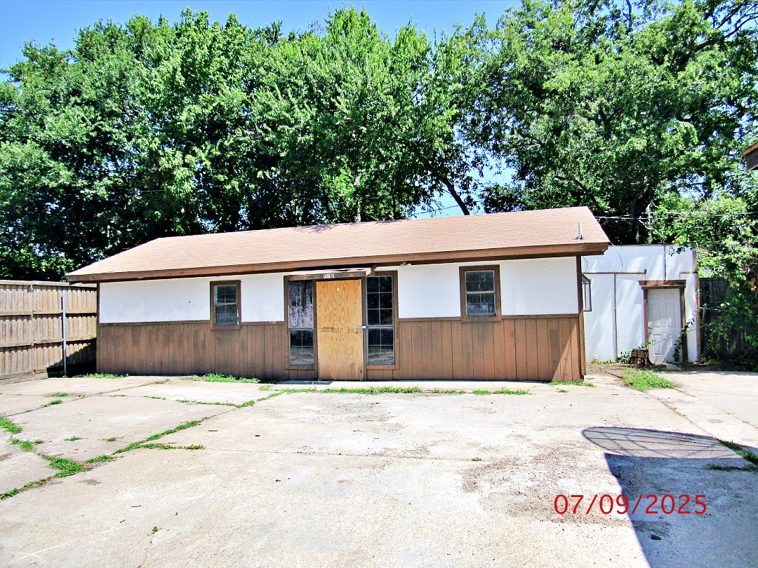 1021 S Murray Street, McKinney, Texas 75069